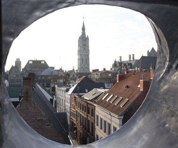 Schrijven met zicht over de Gentse daken kan voortaan gratis