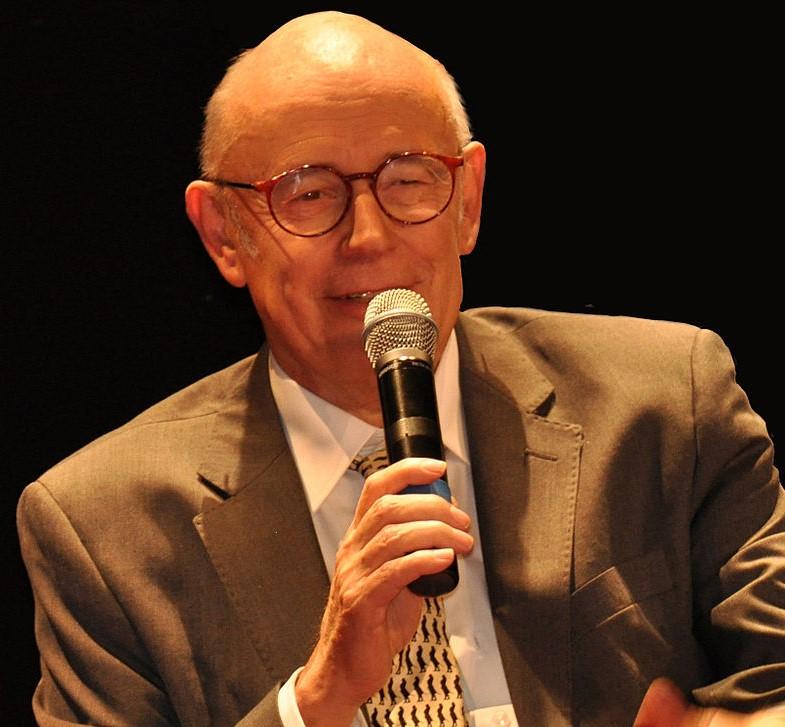 In memoriam Jacques De Decker