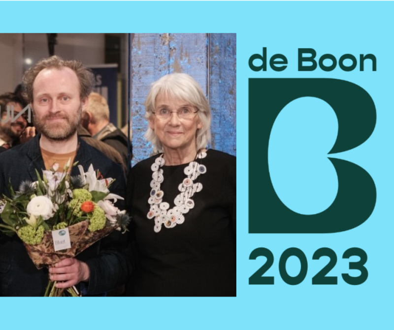 Twee duiven met een Boon