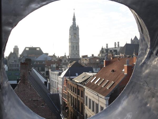 Schrijven met zicht over de Gentse daken kan voortaan gratis