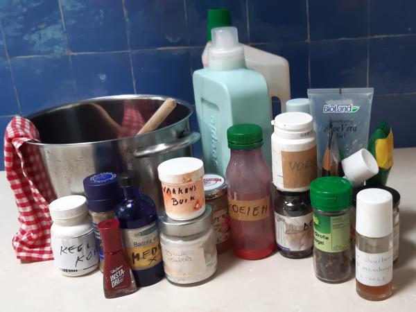 Joris en de magische toverdrank. Verteltheater naar Roald Dahl door Hilde Maelstaf.(6 -10 jaar)
