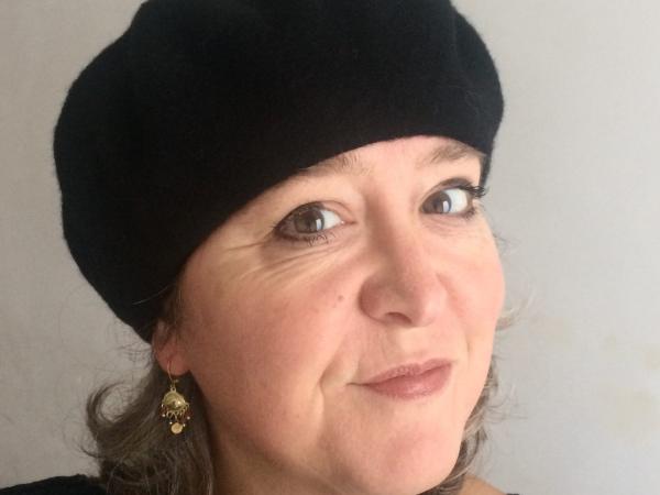 Canoneditie van Apéro Poëzie met Roos Van Acker en Annemarie Estor op Theater aan Zee