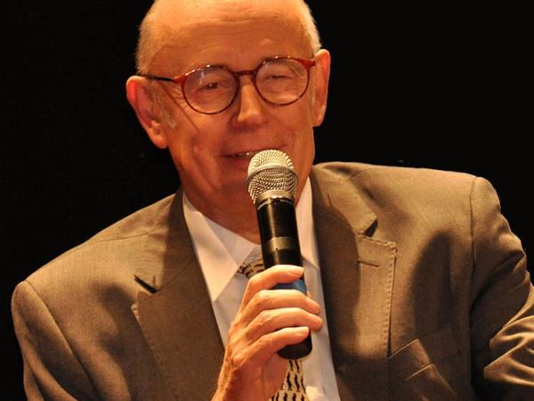 In memoriam Jacques De Decker