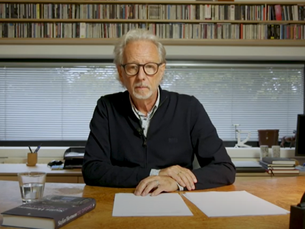 Stefan Hertmans praat over feit en fictie in zijn KANTL-najaarslezing
