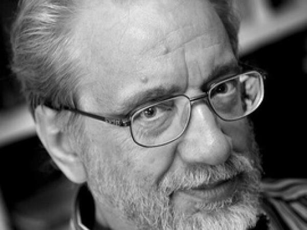 Literair salon met Walter van den Broeck